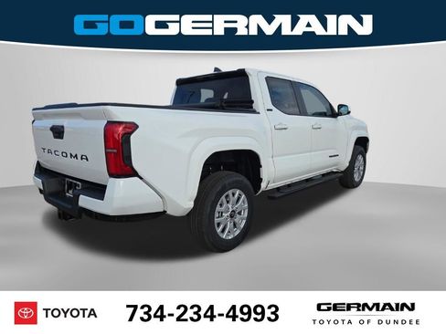 New 2026 Toyota Tacoma SR5 RWD image 18