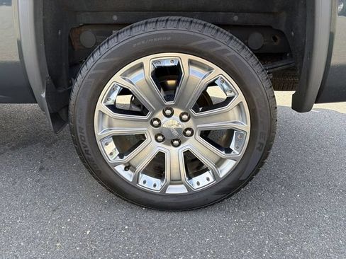 Used 2018 GMC Sierra 1500 Denali w/ Denali Ultimate Package AWD/4WD image 33