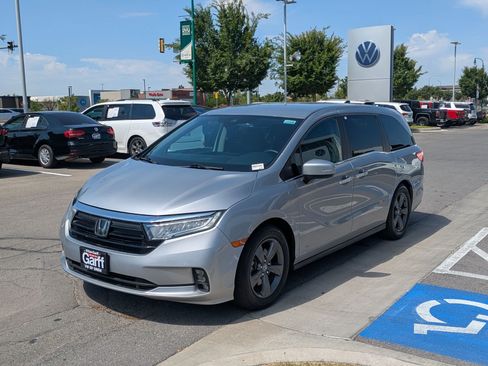 Used 2021 Honda Odyssey EX image 10