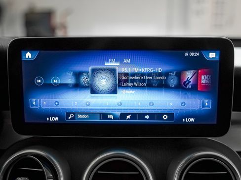 Certified 2022 Mercedes-Benz GLC 300 image 20