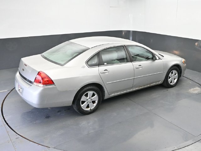 Used 2008 Chevrolet Impala LT FWD image 28