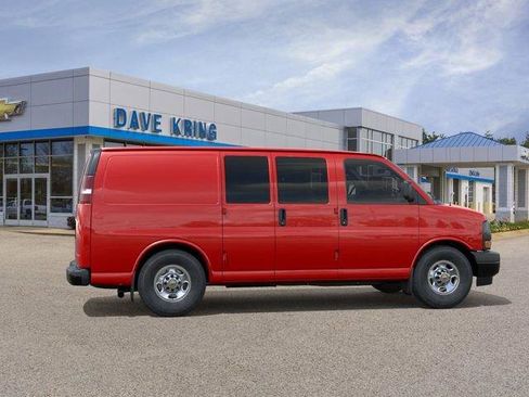 New 2026 Chevrolet Express 3500 RWD image 5