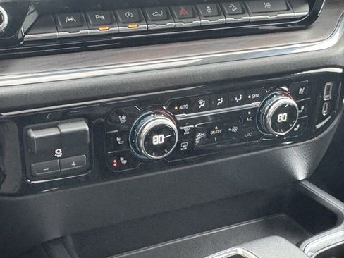 Used 2022 GMC Sierra 1500 SLT w/ SLT Premium Plus Package image 35