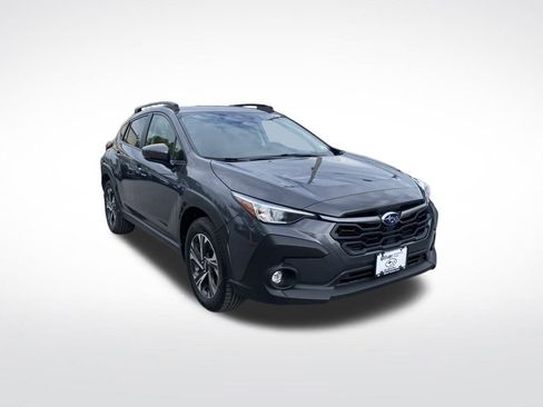 Used 2024 Subaru Crosstrek 2.0i Premium image 3