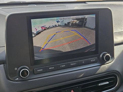 Used 2022 Hyundai Kona SEL image 14