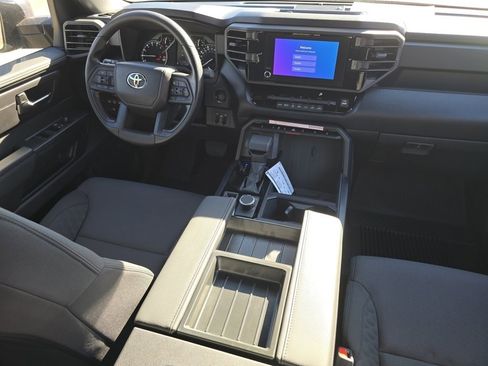 New 2026 Toyota Tundra SR5 image 32