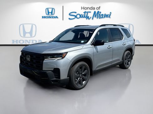 New 2026 Honda Pilot Sport image 3
