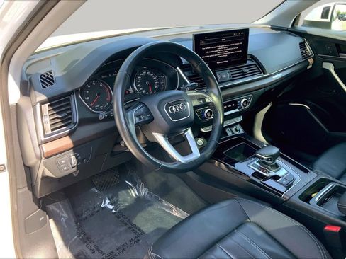 Used 2021 Audi Q5 2.0T Premium w/ Convenience Package AWD/4WD image 18