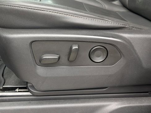 Used 2023 Chevrolet Silverado 1500 LTZ w/ Z71 Off-Road Package image 20