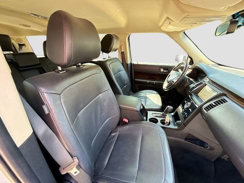 Used 2019 Ford Flex Limited FWD image 28