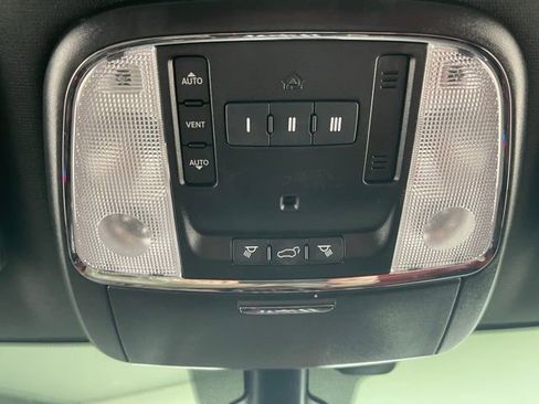 Used 2020 Dodge Durango R/T w/ Blacktop Package image 43