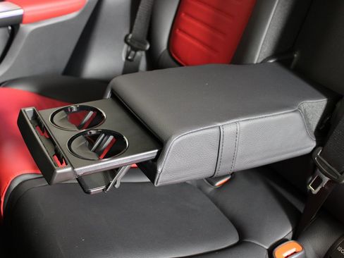 Certified 2025 Mercedes-Benz GLC 300 4MATIC image 30