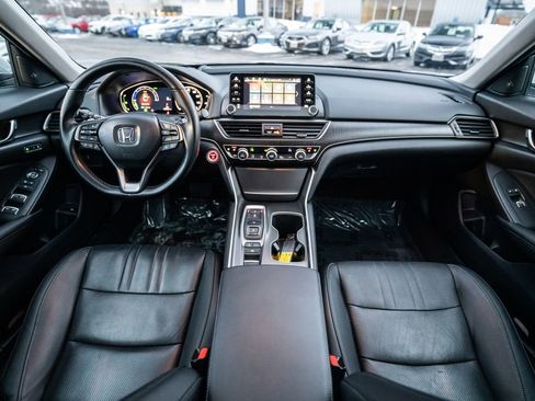 Used 2021 Honda Accord Touring image 15