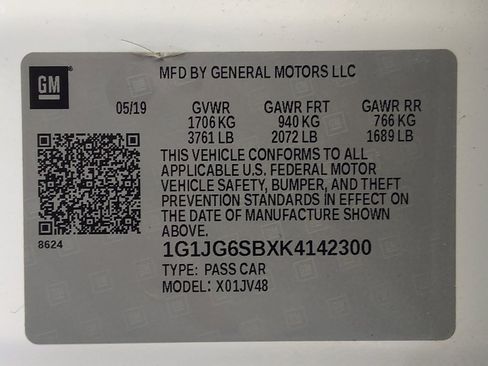Used 2019 Chevrolet Sonic LT FWD image 33