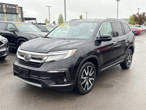 Used 2022 Honda Pilot Touring image 3
