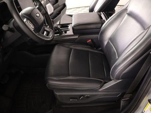 Used 2025 Ford F150 Lariat w/ Equipment Group 502A High image 13