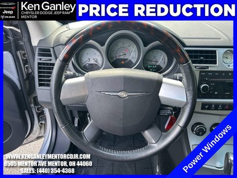 Used 2009 Chrysler Sebring Limited FWD image 13