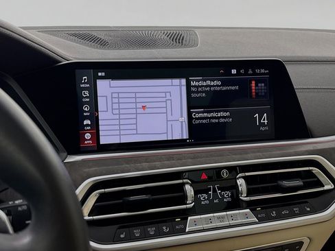 Used 2022 BMW X5 sDrive40i RWD image 16