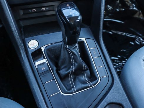 Used 2022 Volkswagen Taos S image 21