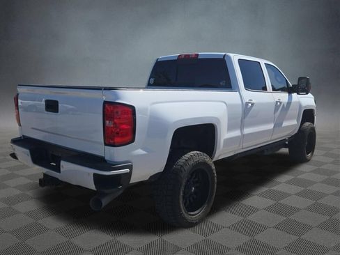 Used 2018 Chevrolet Silverado 2500 High Country w/ Duramax Plus Package AWD/4WD image 5