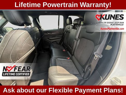 Used 2024 Jeep Grand Cherokee Altitude AWD/4WD image 38