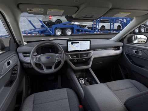 New 2026 Ford Explorer Active RWD image 9