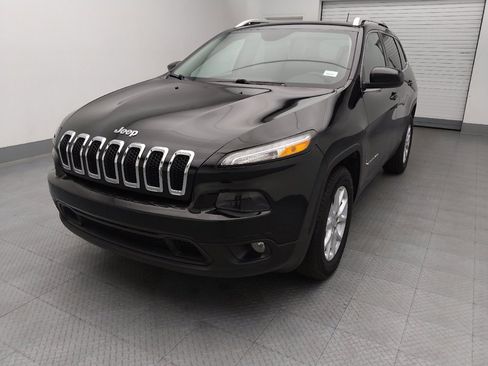 Used 2014 Jeep Cherokee Latitude AWD/4WD image 15