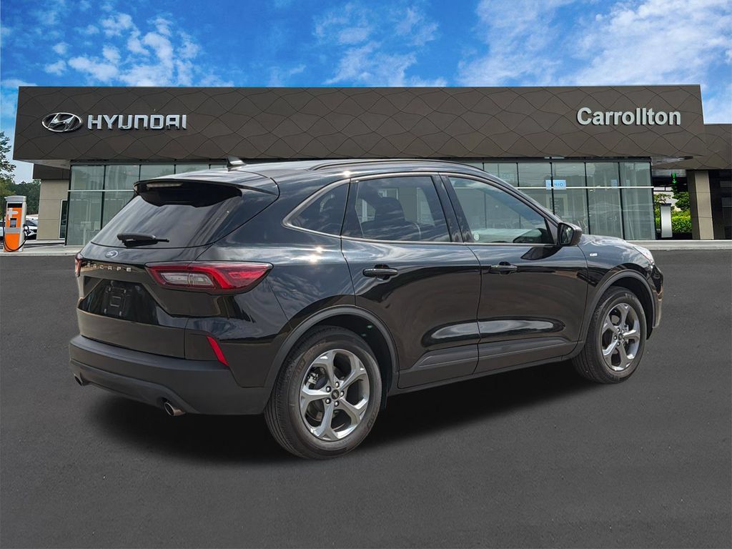 Used 2026 Ford Escape ST-Line FWD image 5