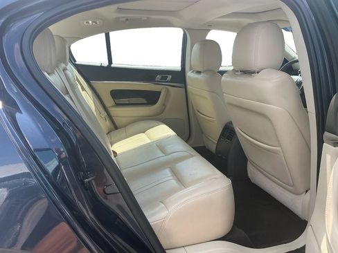 Used 2013 Lincoln MKS FWD image 23