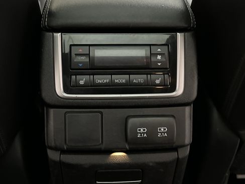 Used 2021 Subaru Ascent Limited w/ Technology Package AWD/4WD image 24