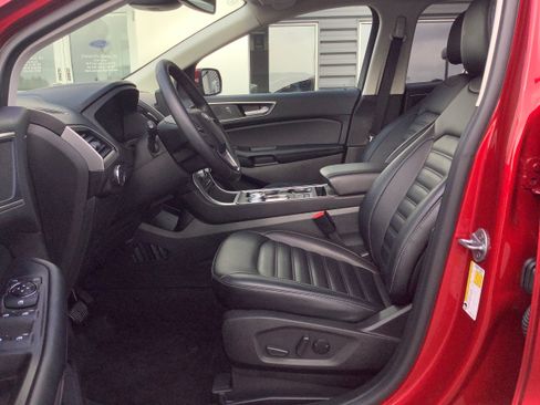 Certified 2024 Ford Edge SEL w/ Convenience Package AWD/4WD image 7