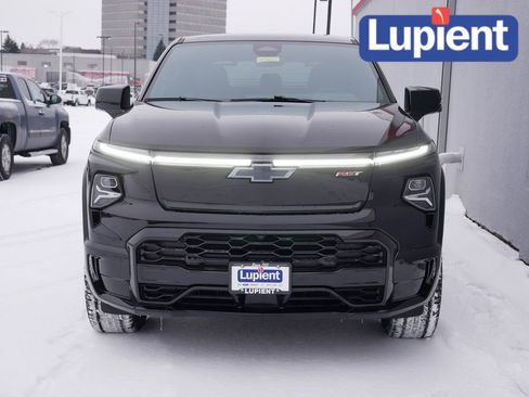 Used 2024 Chevrolet Silverado EV RST image 10