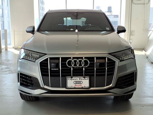 Used 2023 Audi Q7 3.0T Premium Plus w/ Premium Plus Package AWD/4WD image 2