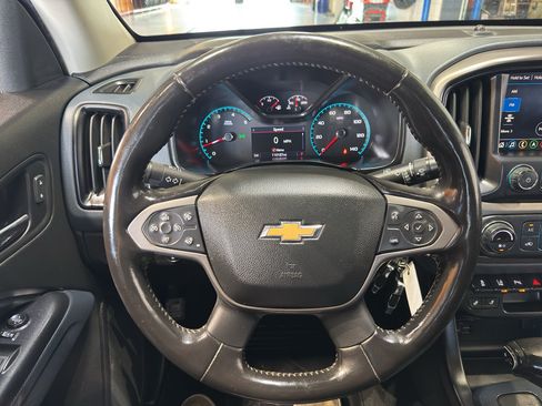 Used 2021 Chevrolet Colorado Z71 w/ Safety Package AWD/4WD image 21