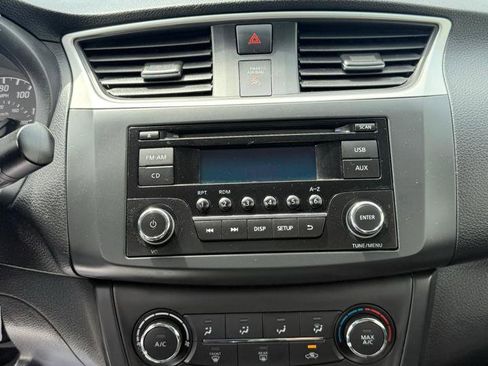 Used 2017 Nissan Sentra S FWD image 21