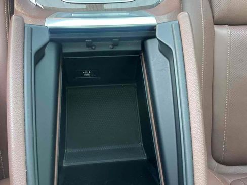 Used 2020 BMW X5 M50i w/ Executive Package image 12