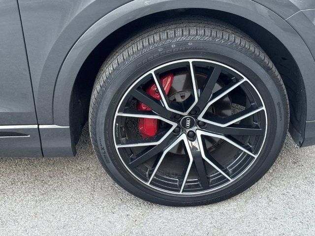 Used 2020 Audi Q8 Premium Plus w/ Premium Plus Package AWD/4WD image 9