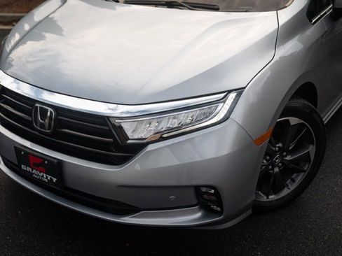 Used 2023 Honda Odyssey Elite image 2