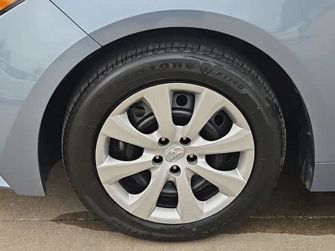 Used 2024 Toyota Corolla LE FWD image 13