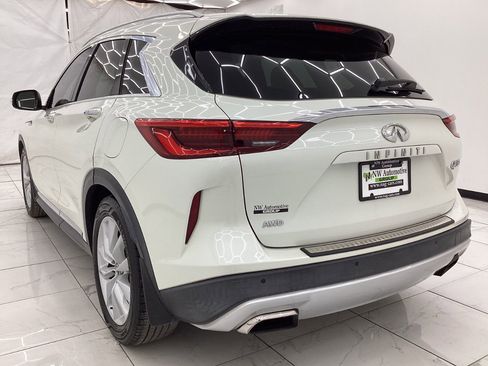 Used 2019 INFINITI QX50 Essential w/ Premium Audio Package AWD/4WD image 8