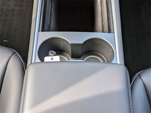 Used 2023 Tesla Model Y Long Range image 20