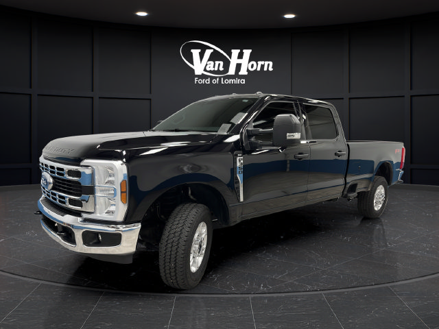 Used 2026 Ford F350 XLT w/ FX4 Off-Road Package AWD/4WD image 3