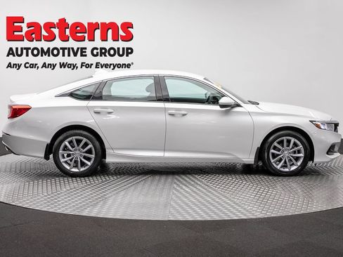 Used 2021 Honda Accord LX image 4