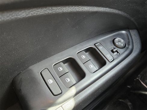 Certified 2022 Hyundai Venue SE image 27