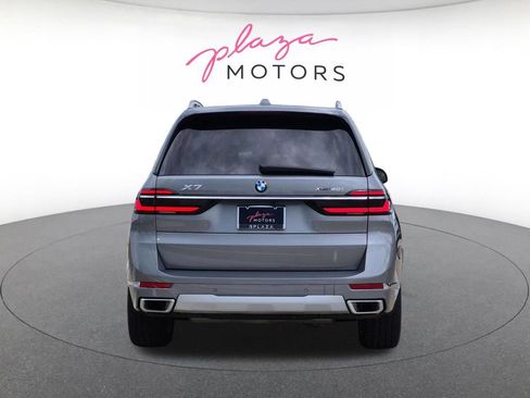 Used 2025 BMW X7 xDrive40i AWD/4WD image 6