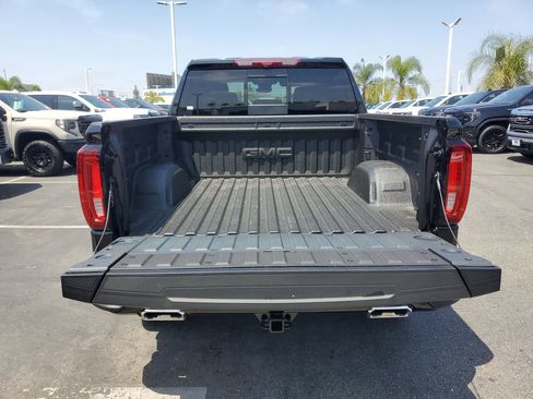 New 2026 GMC Sierra 1500 AT4 w/ AT4 Premium Package AWD/4WD image 5