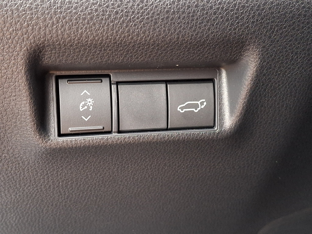 Used 2026 Toyota RAV4 SE AWD/4WD image 29