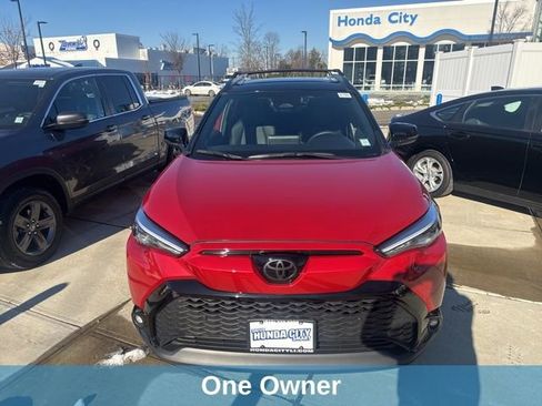 Used 2024 Toyota Corolla Cross XSE image 2