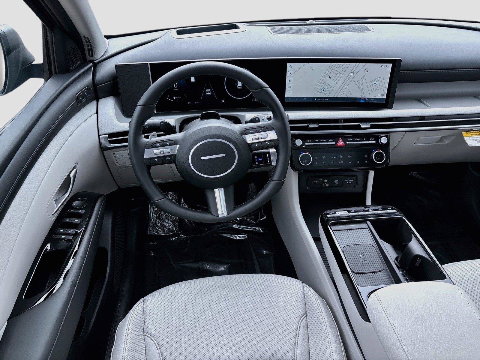 New 2026 Hyundai Tucson Limited AWD/4WD image 2
