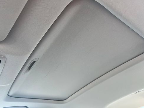 Used 2021 Honda Accord Touring image 34